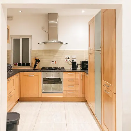 Harbour Pearl * Kalkara