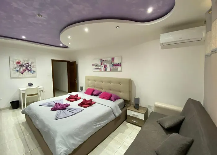 Harbour Pearl * Kalkara